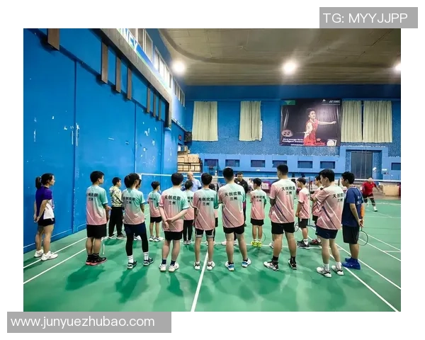 黄敏专访：从青涩小将到羽毛球明星的成长之路回顾